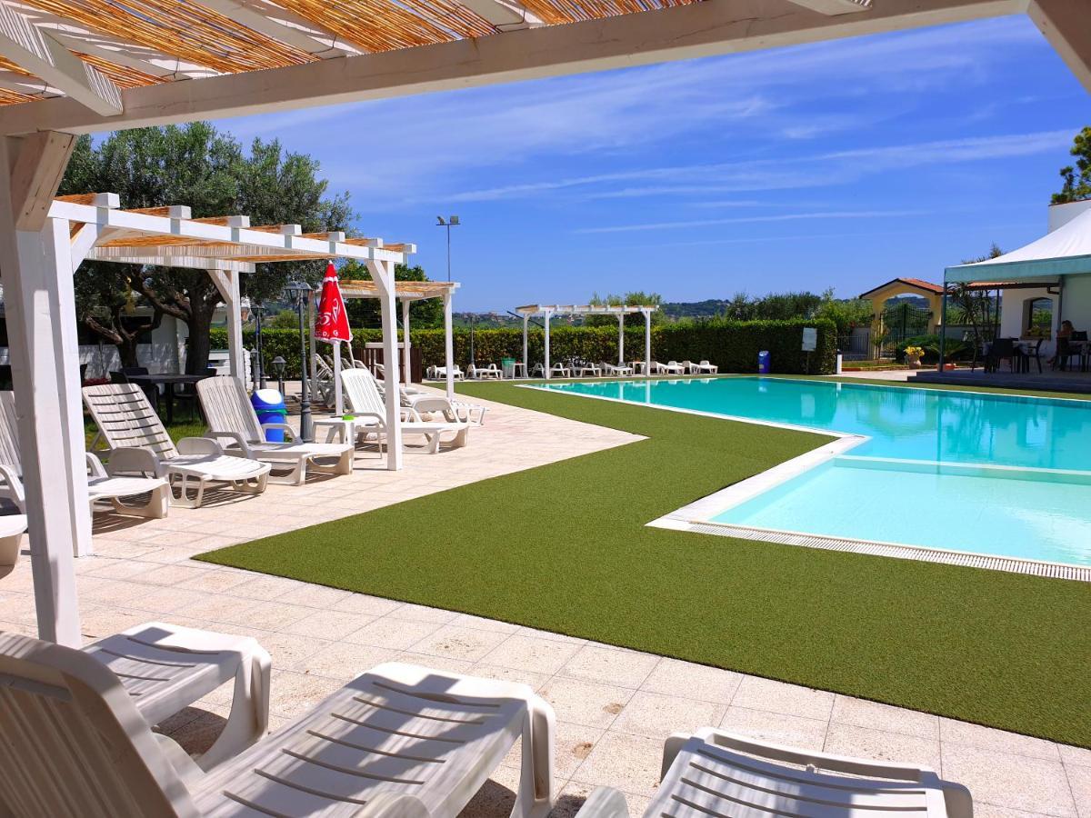 Posto Nove Country House Corropoli Exterior photo